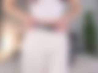 Live cam show with Aisha - Green Eyes on Fling VIP Chat