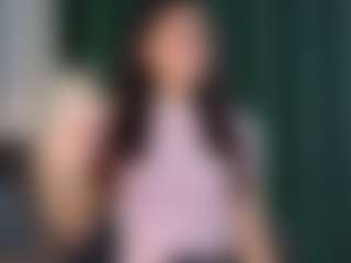 Live cam show with Aisha - Average on dropp.cam