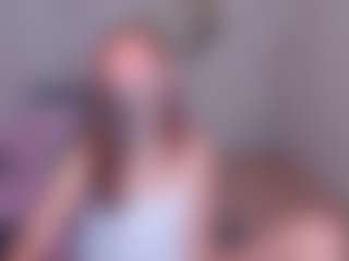 Live cam show with Alice-Harmony - Athletic on Dolls Live