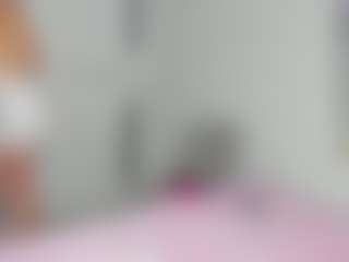 Live cam show with alis tauber - Public Brown Hair on xplaylive.com
