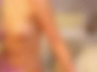 Live cam show with Angelinaa - Normal on Chatstar