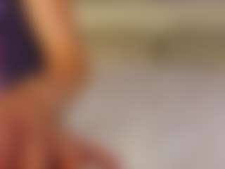 Live cam show with Angelinaa - Camel Toe on fapnchat