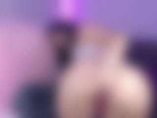 Live cam show with bellajane7 - Facial on Milfs Live