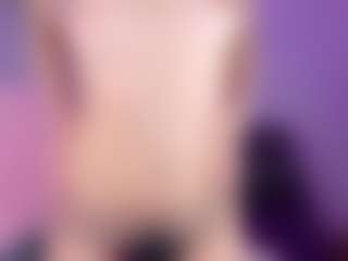 Live cam show with bellajane7 - Facial on Camsoda