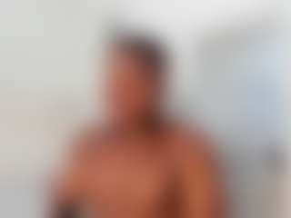 Live cam show with ben-castro - Silver Fox on CSO-WL