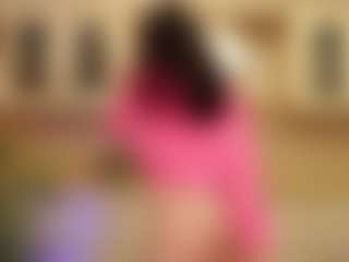 Live cam show with Olivia - Genital Piercings on AdultVida.com