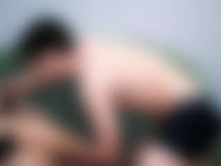 Live cam show with Eric-Basilio - Tease on Camiplay Live