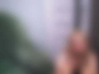 Live cam show with Eric-Basilio - Armpits on Strip Flash - Live Sex Shows