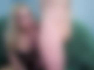 Live cam show with Eric-Basilio - White on Camsoda