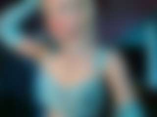Live cam show with EVIAN-LUI - Blonde Hair on SmokeAndPoke