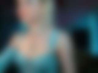 Live cam show with EVIAN-LUI - Blonde Hair on eurowanks.com