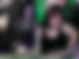 Live cam show with LadyMarzanna - Green Eyes on CamClone