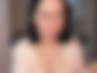 Live cam show with LolaRaze - Flash on parknlotfishbdy