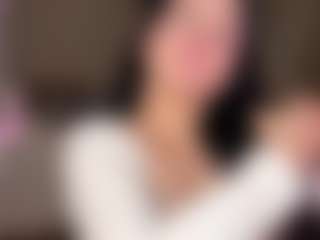 Live cam show with LolaRaze - Public on sexylive.show