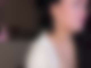 Live cam show with LolaRaze - Moaning on Mixed Magazine Live