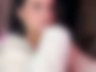 Live cam show with LolaRaze - Blue Eyes on xxxlivecams.org