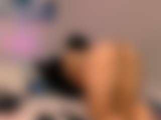 naih-reyes's Live Sex Cam Show