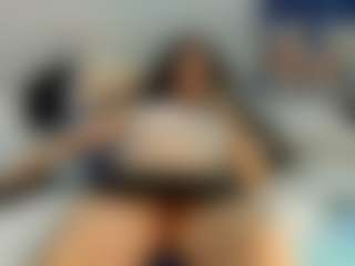 naih-reyes's Live Sex Cam Show