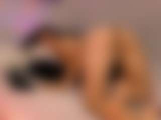 naih-reyes's Live Sex Cam Show