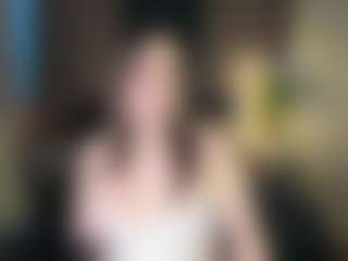 Live cam show with Nelie-Evans - Green Eyes on 1on1-livenow