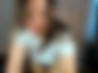 Live cam show with Nelie-Evans - College on CSO-WL