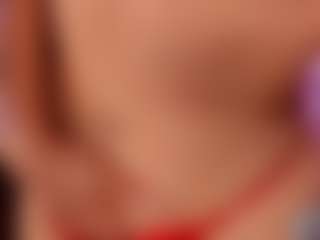 Live cam show with Nelie-Evans - BBW on SmokeAndPoke