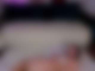 Live cam show with Nelie-Evans - Camel Toe on googirlz