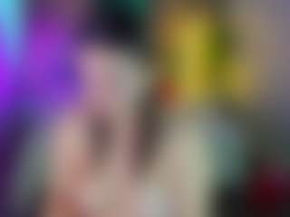 Live cam show with Nelie-Evans - Normal on Camsoda