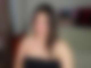 Live-Cam-Show mit Nelie-Evans - Camel Toe auf Camsoda