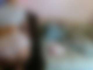 Realninafame's Live Sex Cam Show
