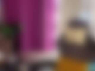 Live cam show with Ricki-Bloom - Shaved on SxyPornLive