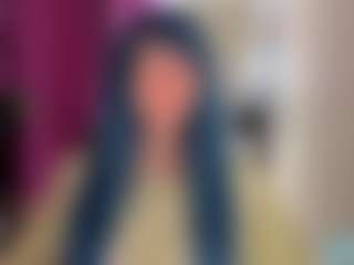 Live cam show with Ricki-Bloom - Blue Eyes on Pornisteam.com