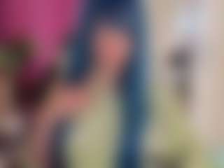 Live cam show with Ricki-Bloom - Dance on Camsoda