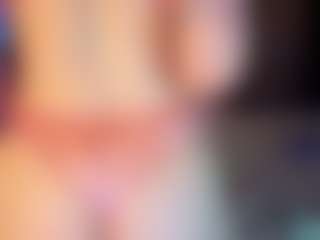 Live cam show with Ricki-Bloom - Sexydance on live18s.com