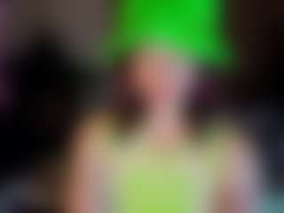 Ricki-Bloom's Live Sex Cam Show
