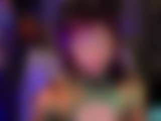 Live cam show with Ricki-Bloom - Striptease Teen (18+) on Fling VIP Chat
