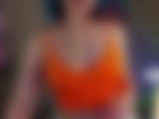 Live cam show with Ricki-Bloom - Facial Piercings on Uber Horny