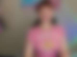 Live cam show with Ricki-Bloom - Flashing on Gym Cam Girls
