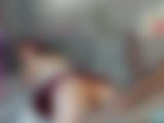 Live cam show with Ricki-Bloom - Sexydance on CamwithHer