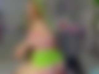 Ricki-Bloom's Live Sex Cam Show