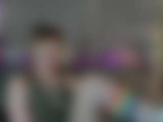 Ricki-Bloom's Live Sex Cam Show