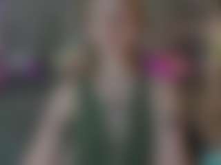 Ricki-Bloom's Live Sex Cam Show