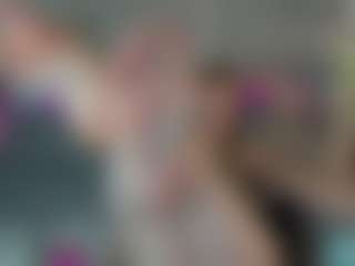 Ricki-Bloom's Live Sex Cam Show