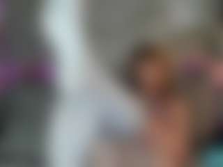 Live cam show with Ricki-Bloom - Smoking on Camsoda