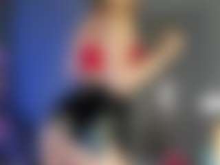Live cam show with Ricki-Bloom - Smoking on Camsoda