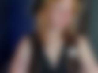Live cam show with Ricki-Bloom - Camel Toe on xfollow cams