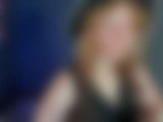 Live cam show with Ricki-Bloom - Ass Bouncing on Ass Tok