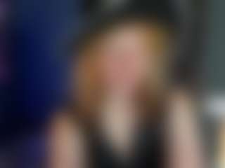 Live cam show with Ricki-Bloom - Cowgirl on Fapmatic.com