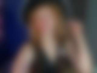 Live cam show with Ricki-Bloom - Blue Eyes on mypornchat.com