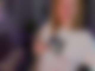Ricki-Bloom's Live Sex Cam Show